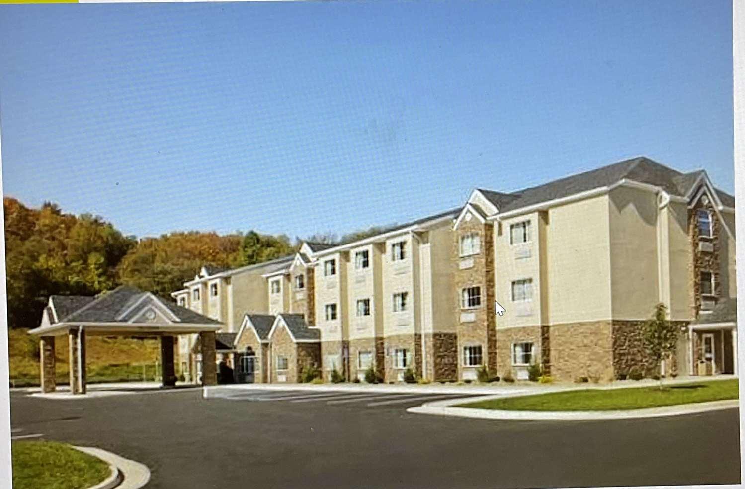 Surestay Plus Hotel By Best Western Buckhannon מראה חיצוני תמונה
